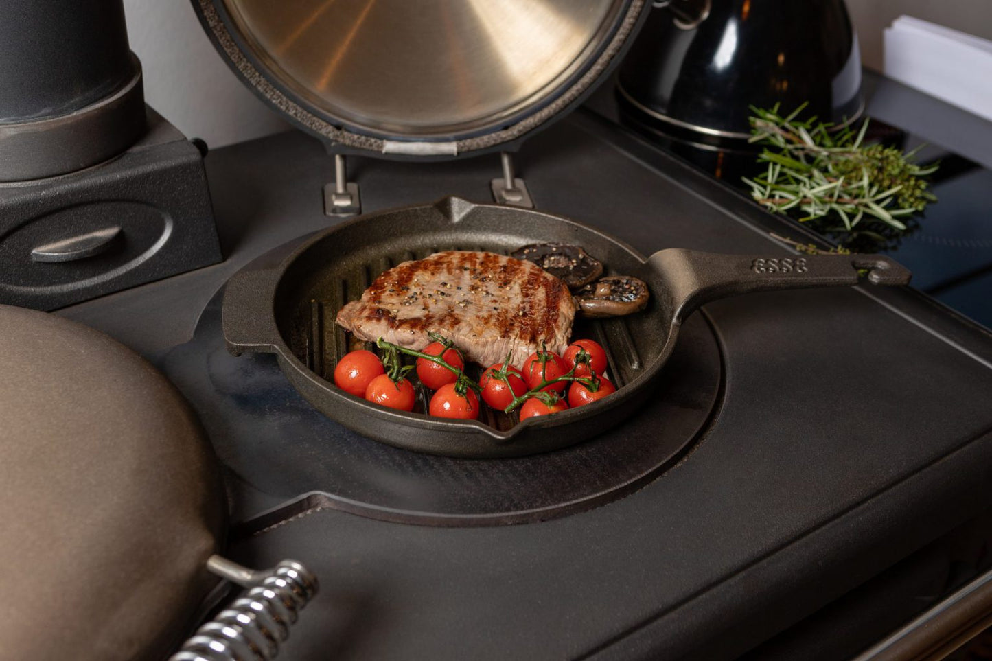 ESSE Cast Iron Griddle Pan